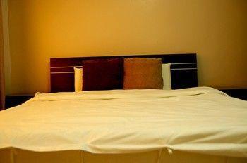 Tancor 3 Residential Suites Cebu Εξωτερικό φωτογραφία